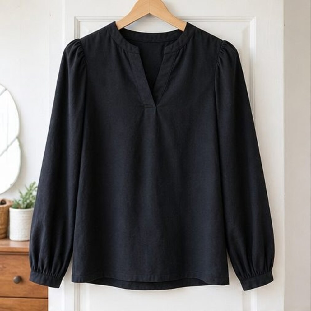 Black Puff Sleeve Top